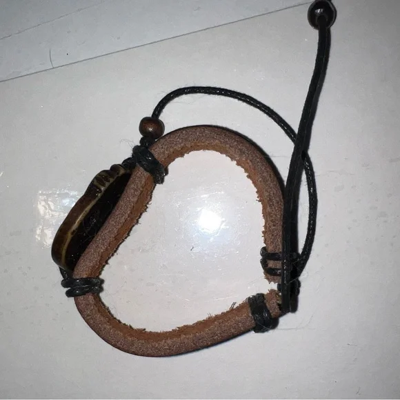 $2 EAGLE BRACELET. NEW. $2 WITH ANY $10 ORDER OR MORE - Picture 7 of 8